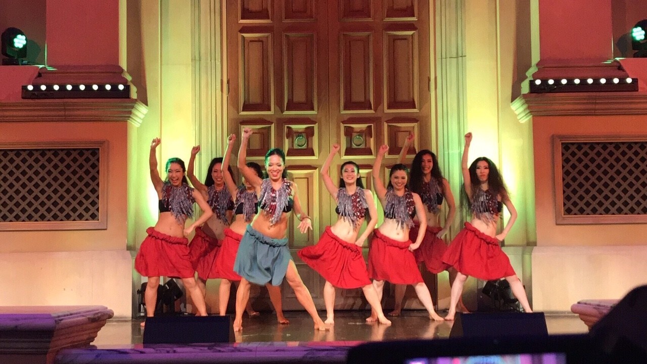 YOSHI2 TAHITI DANCE STUDIO